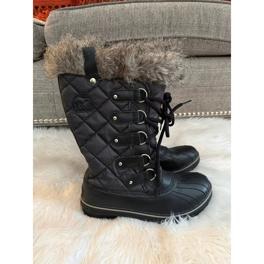 Sorel Black Quilted Waterproof Winter Boots with Faux Fur Trim - Size 8
